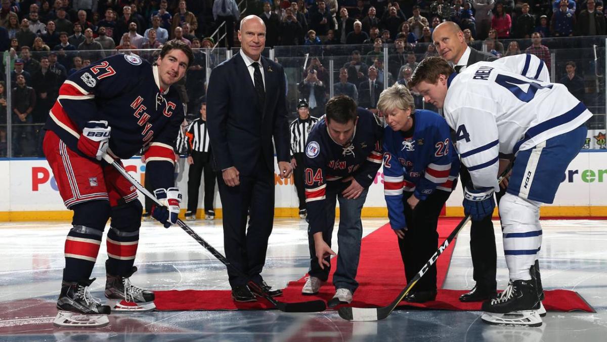 Rangers Honor Late Nypd Detective Steven Mcdonald Sports Illustrated