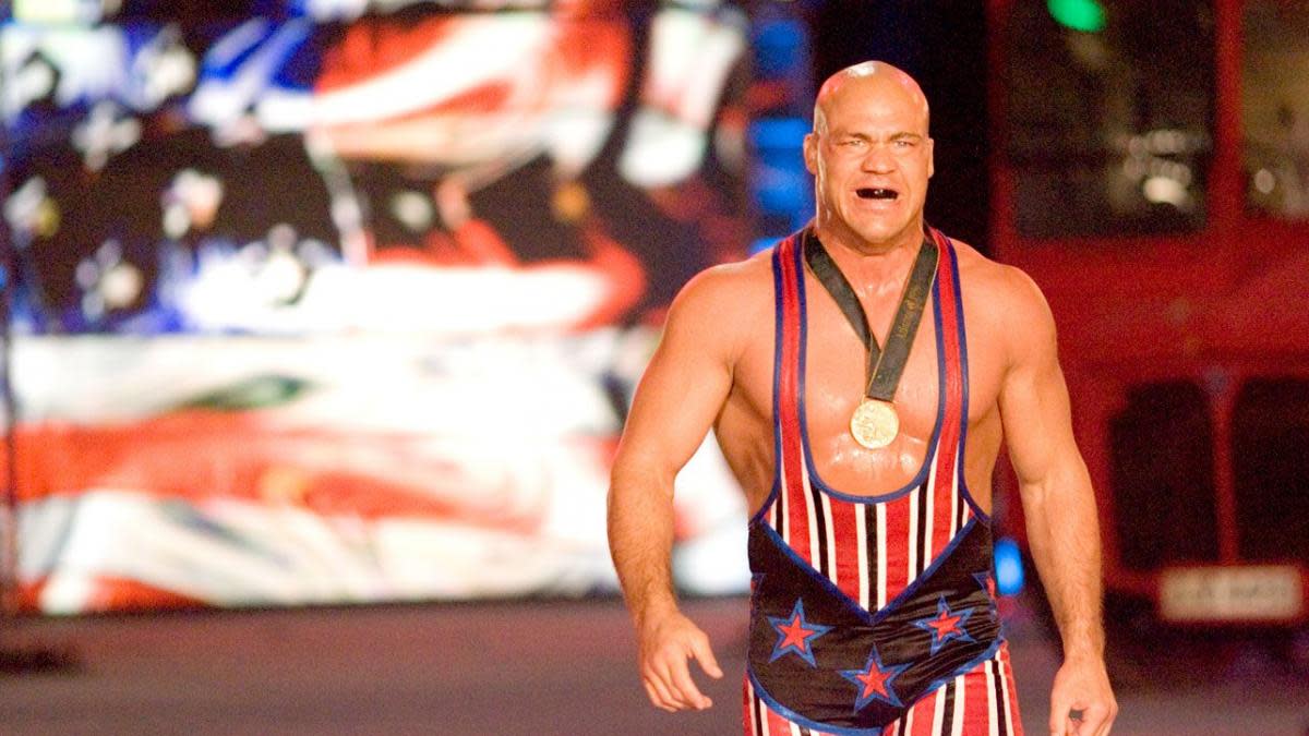 Kurt Angle WWE. Курт Хенниг Рестлер. Kurt Angle Shirt. Kurt Angle staring.