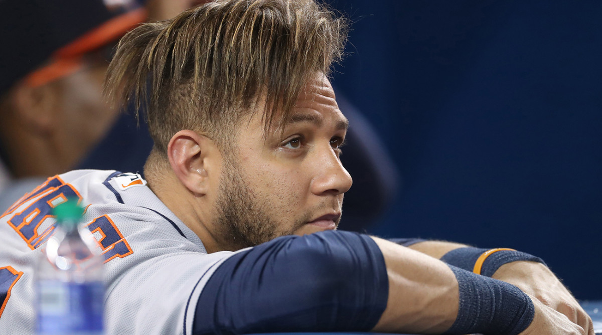 Yuli Gurriel's delayed suspension sets cringeworthy precedent