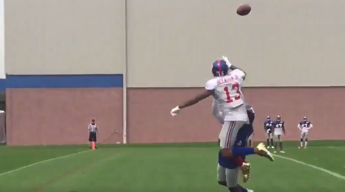 Giants ODELL BECKHAM JR. makes one of his patented one-handed catches