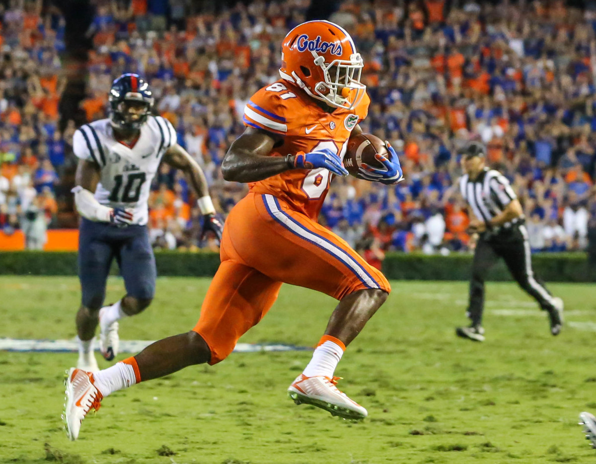 Florida's Callaway cleared to play in opener vs UMass - Sports Illustrated