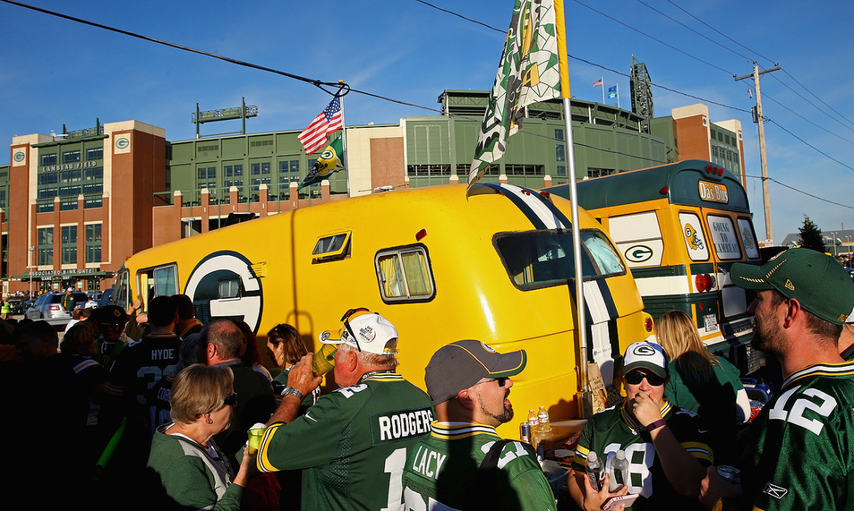 mmqb-packers-gameday.jpg