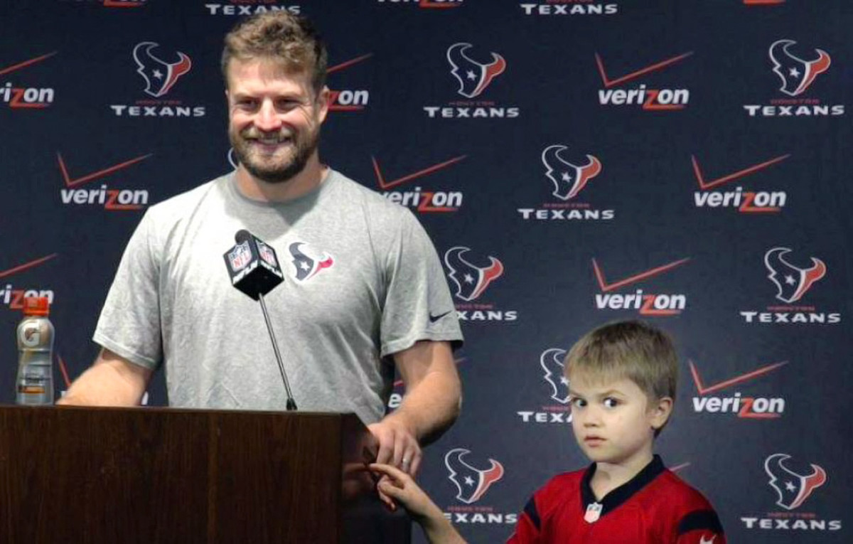 Ryan-Fitzpatrick-son-Brady.jpg