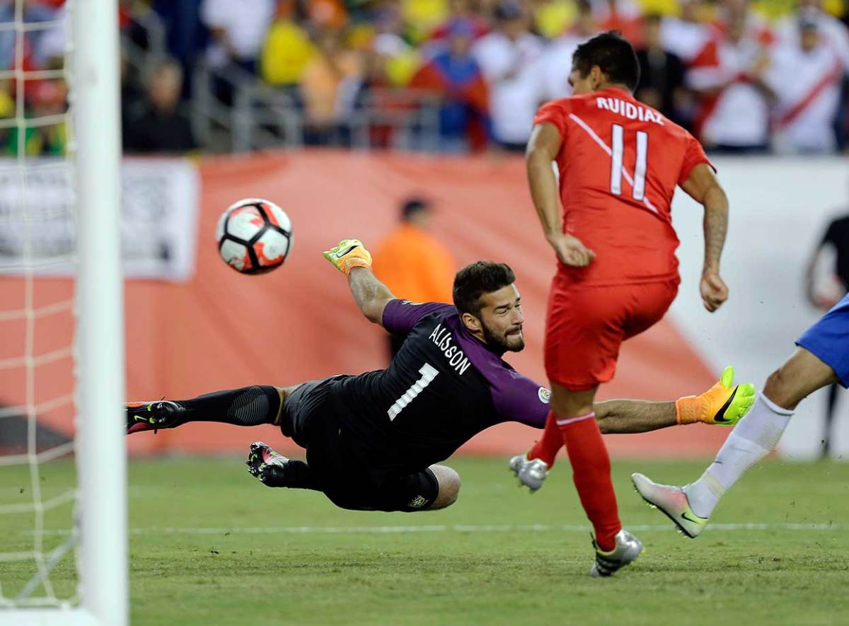 Peru-hand-ball-brazil-a.jpg