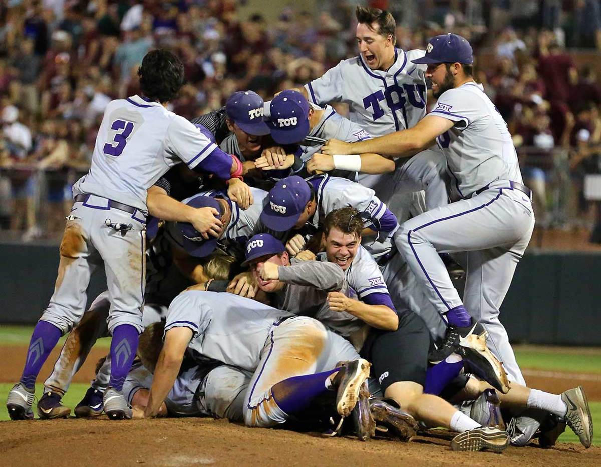 TCU-makes-College-World-Series.jpg