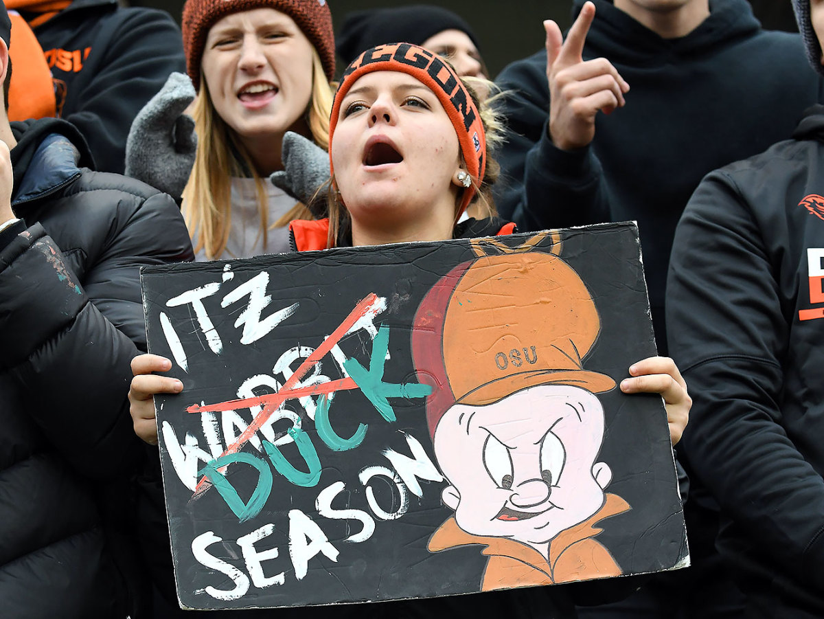 Oregon-State-Beavers-fans-GettyImages-626014336_master.jpg