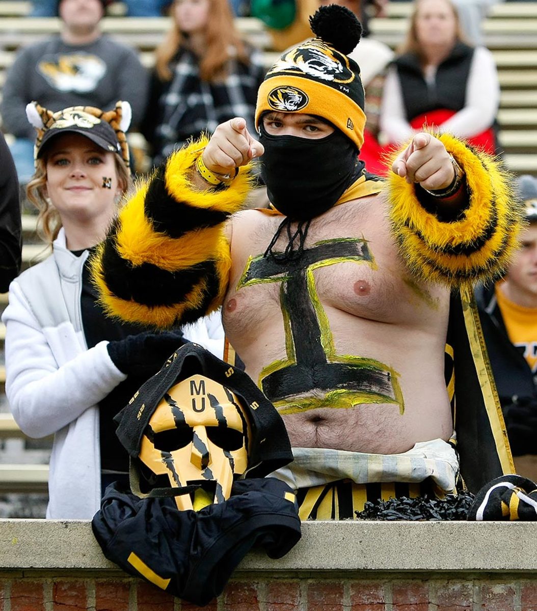 Missouri-Tigers-fans-GettyImages-625806018_master.jpg