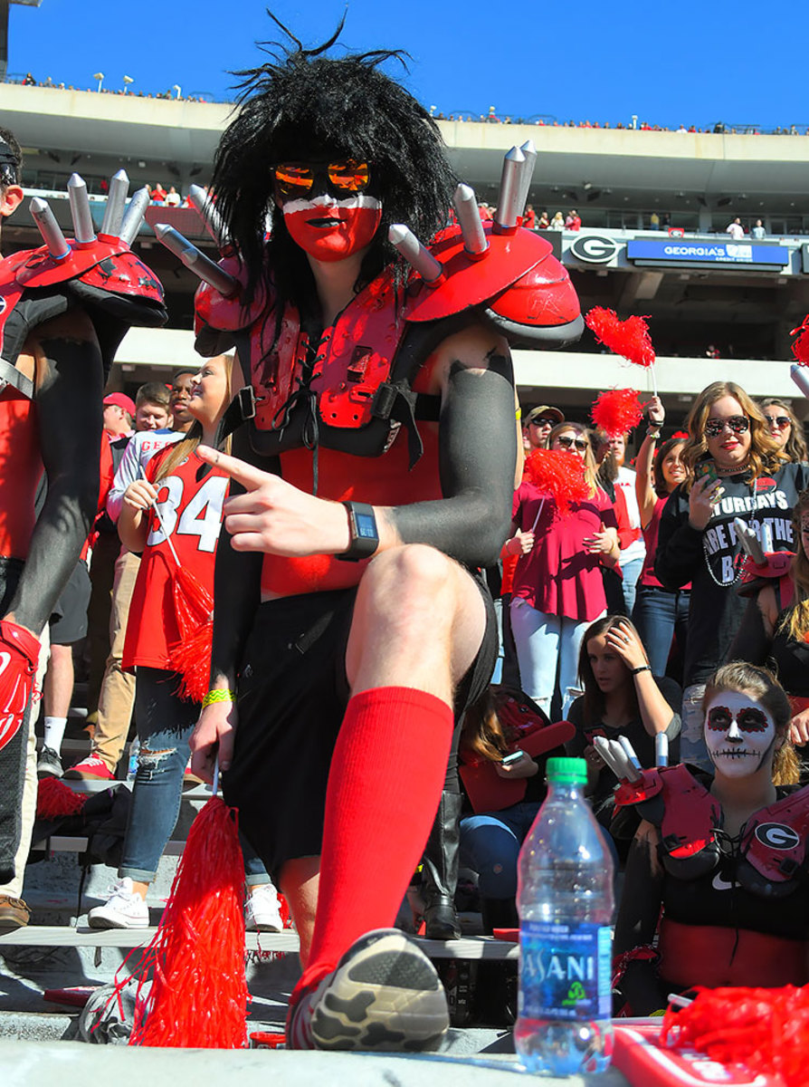 Georgia-Bulldogs-fans-GettyImages-625995096_master.jpg