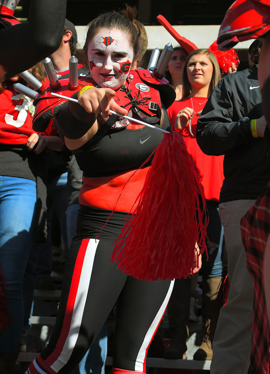 Georgia-Bulldogs-fans-GettyImages-625995110_master.jpg