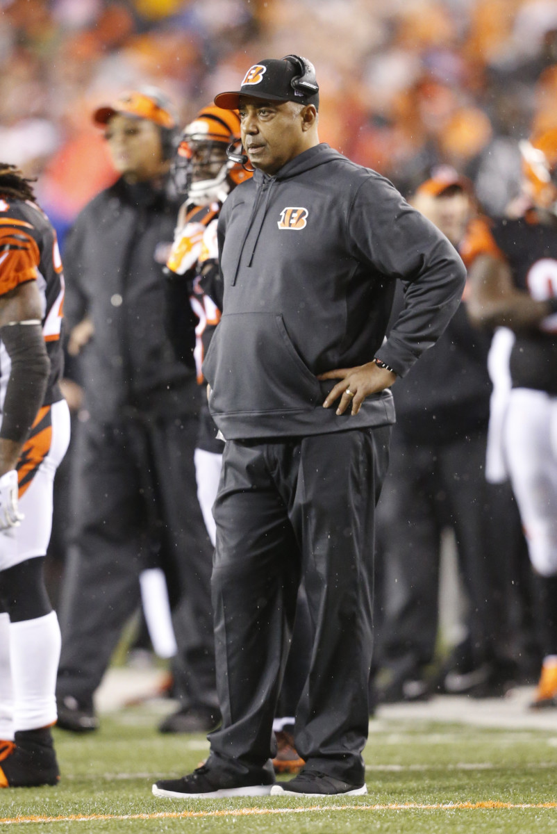 Bengals' playoff meltdown will shake them in many ways – The Denver Post