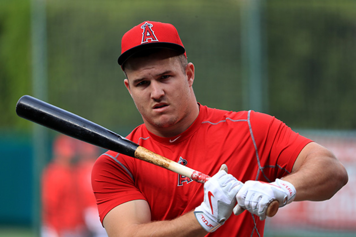 mike trout height weight