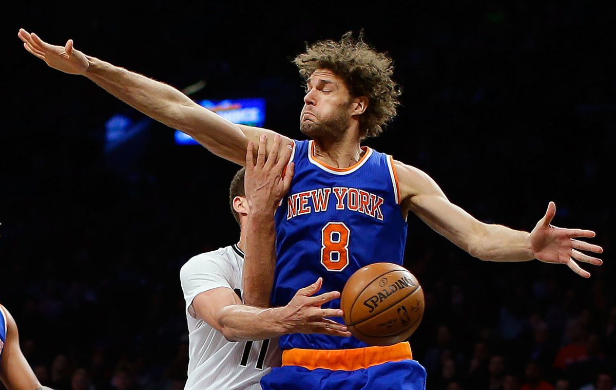 2016-0220-Brook-Robin-Lopez.jpg