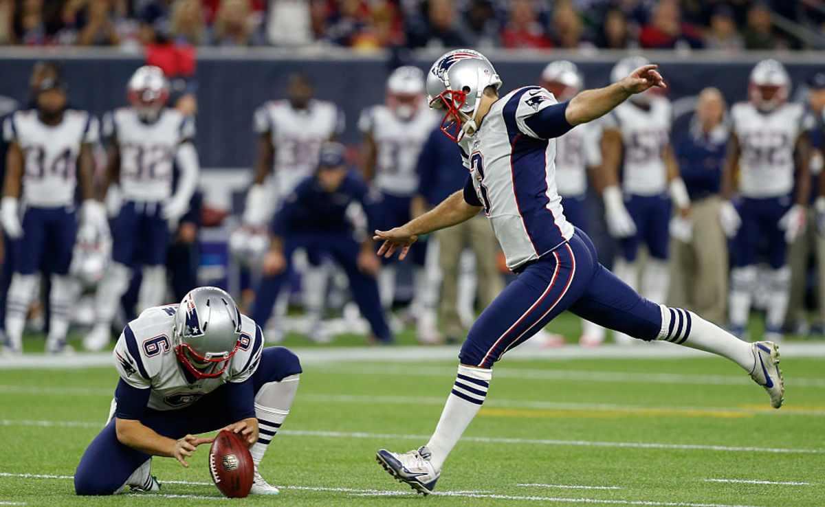 Patriots Lose to Cardinals as Gostkowski Misses Kick - The New York Times