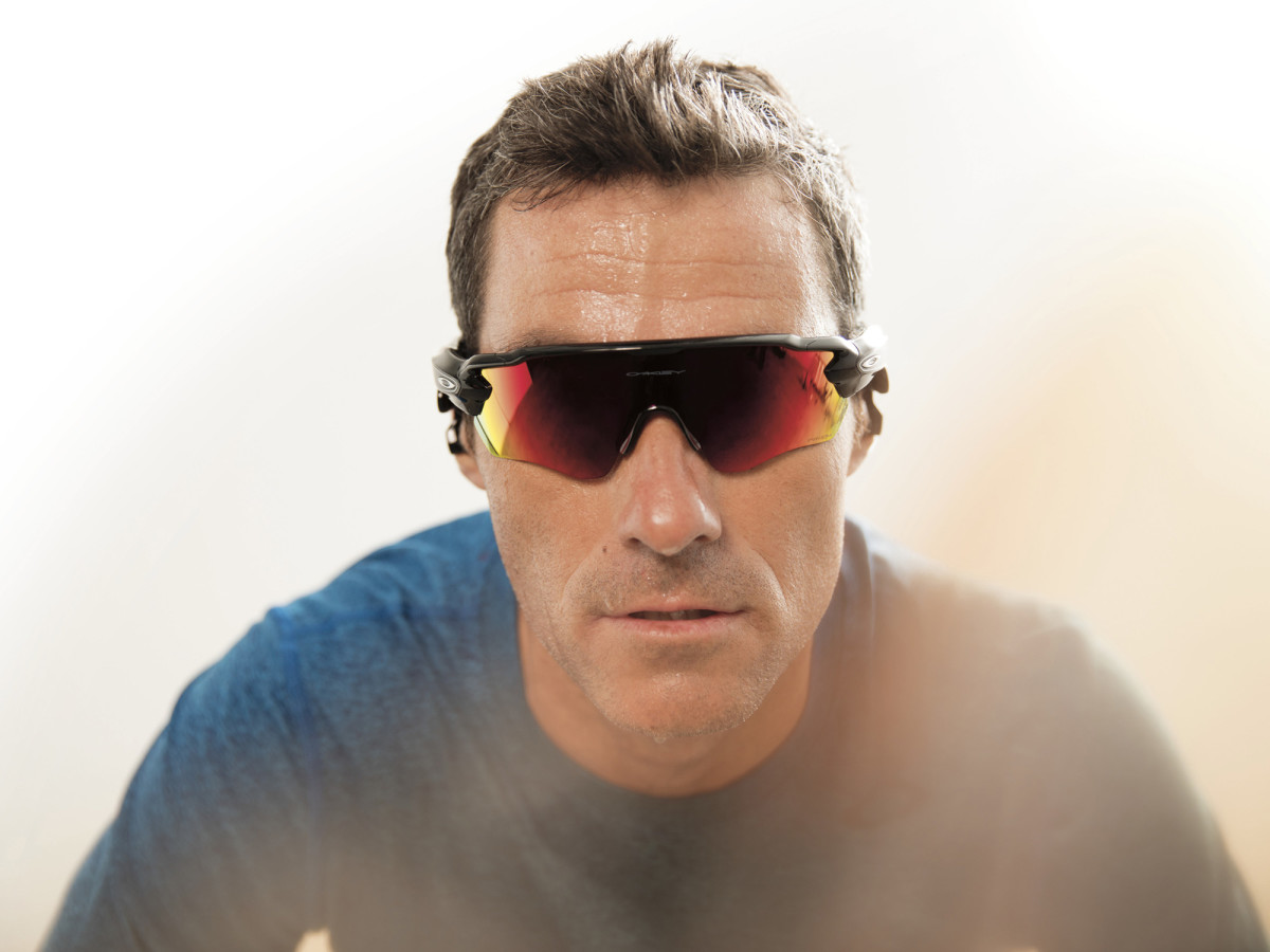 Oakley Radar Pace smart sunglasses Intel tech review - Sports Illustrated