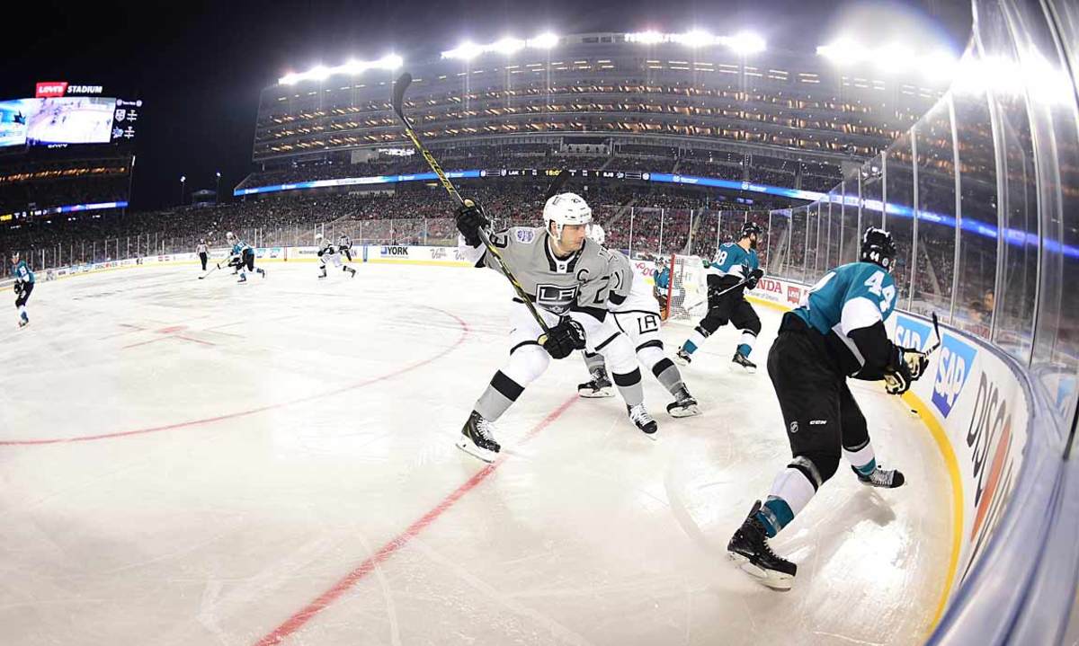 Sharks, Kings to play outdoor game at Levi's Stadium in 2015