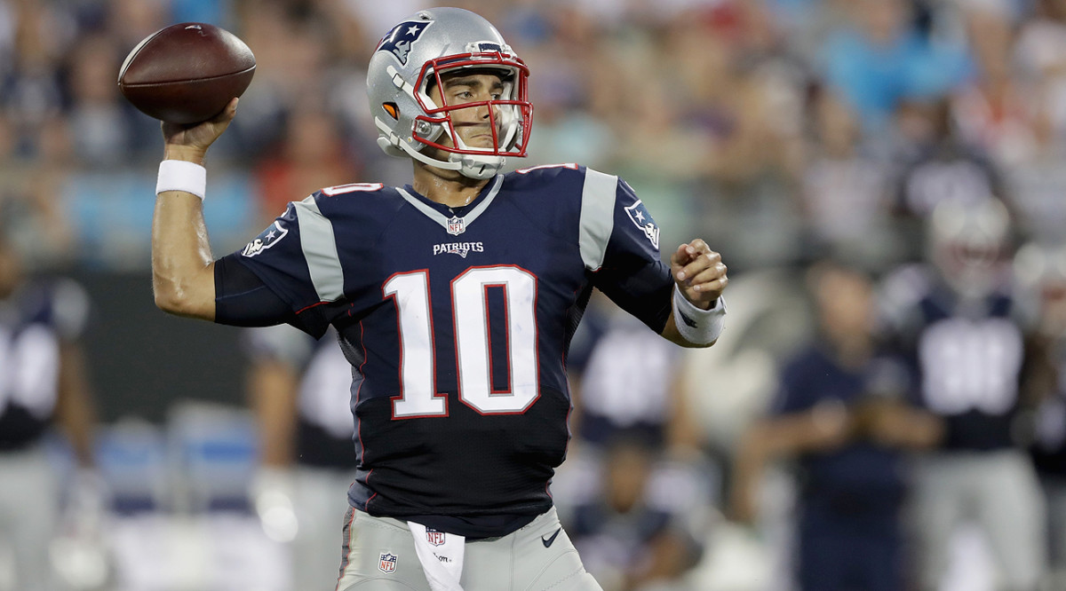 Jimmy Garoppolo will face the Cardinals in his first start as an NFL quarterback.