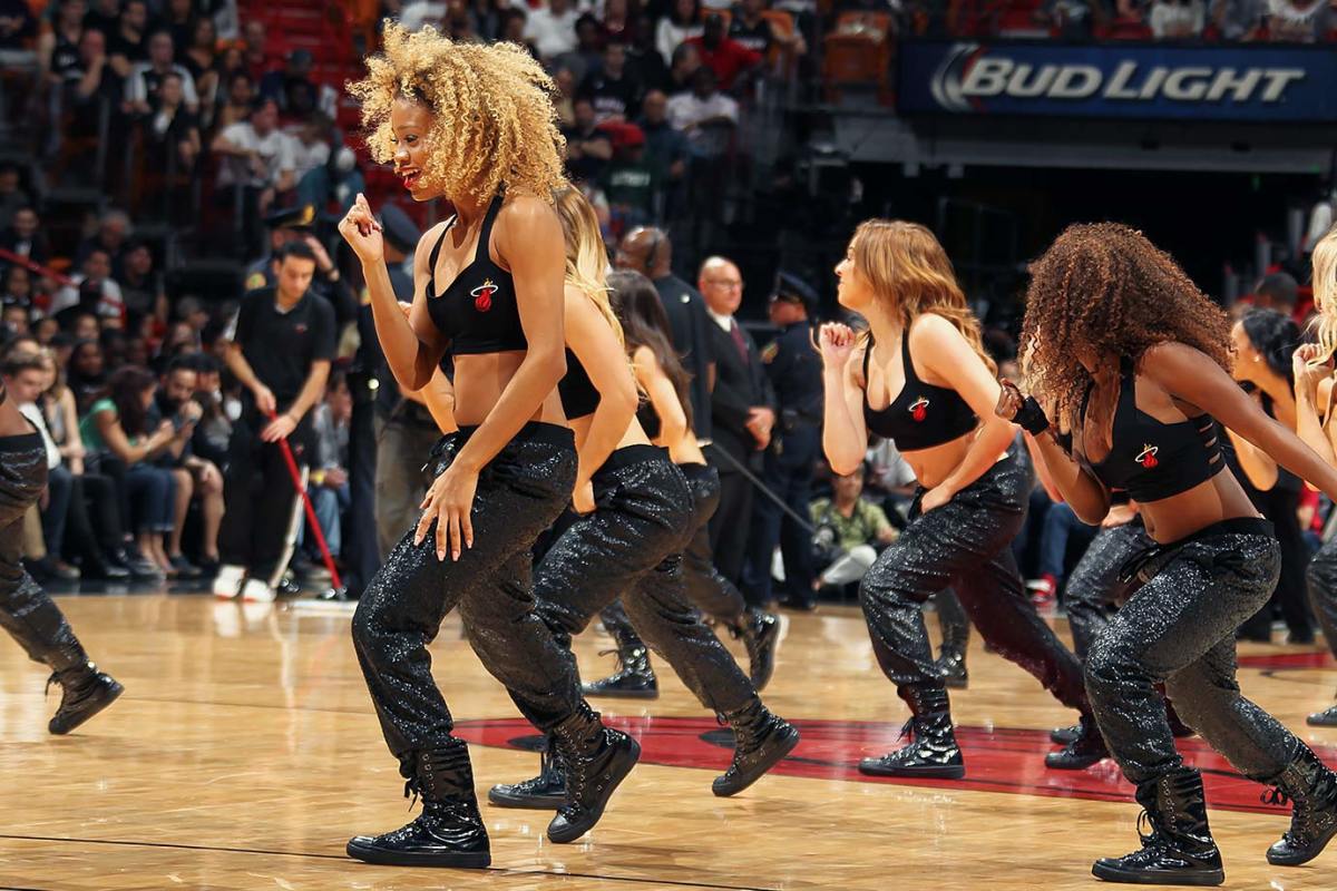 Miami-Heat-Dancers-GettyImages-502107450.jpg