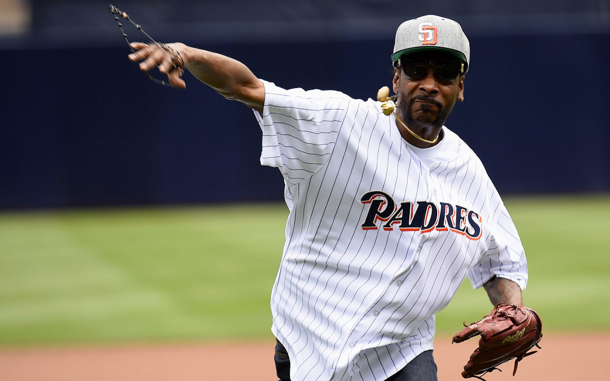 WWE Champ Throws Out First Pitch at Fenway, Calls Out Snoop Dogg