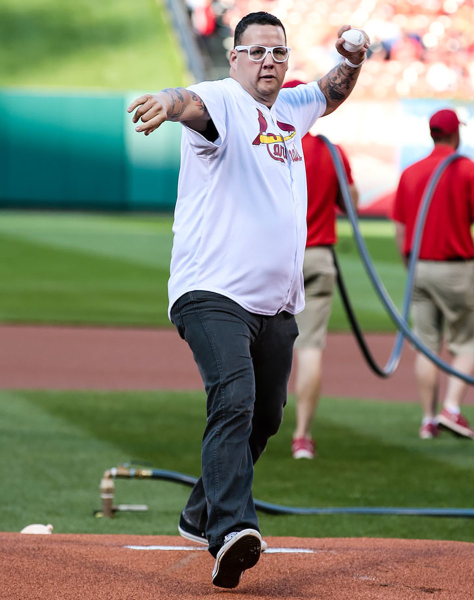 2016-0506-Graham-Elliot-first-pitch.jpg