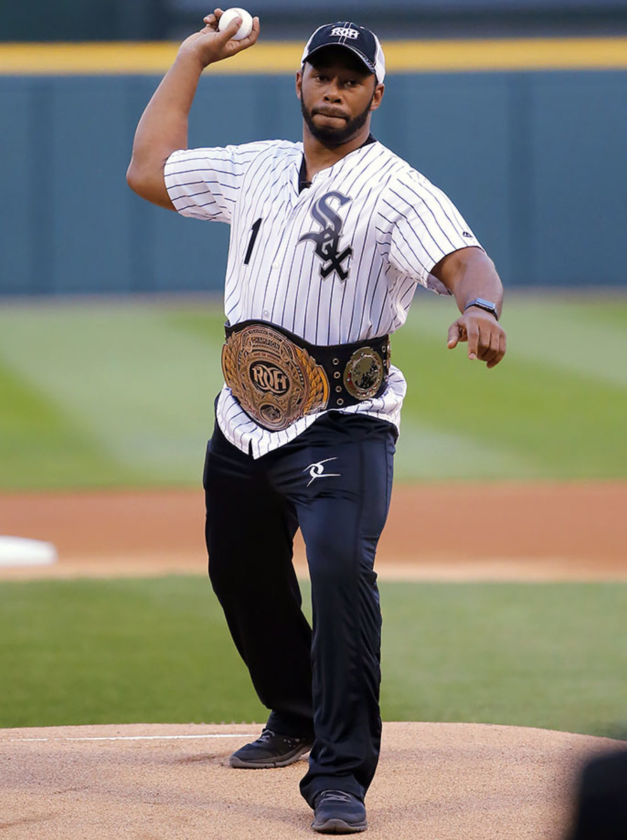 Col. Farnam throws ceremonial first pitch