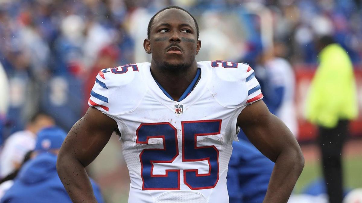 Report Lesean Mccoy Allegedly Assaulted Off Duty Officers Sports