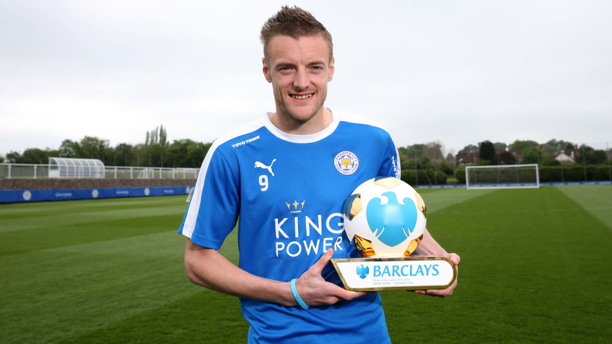 Jamie Vardy: Leicester City star wins Player of Season award - Sports ...