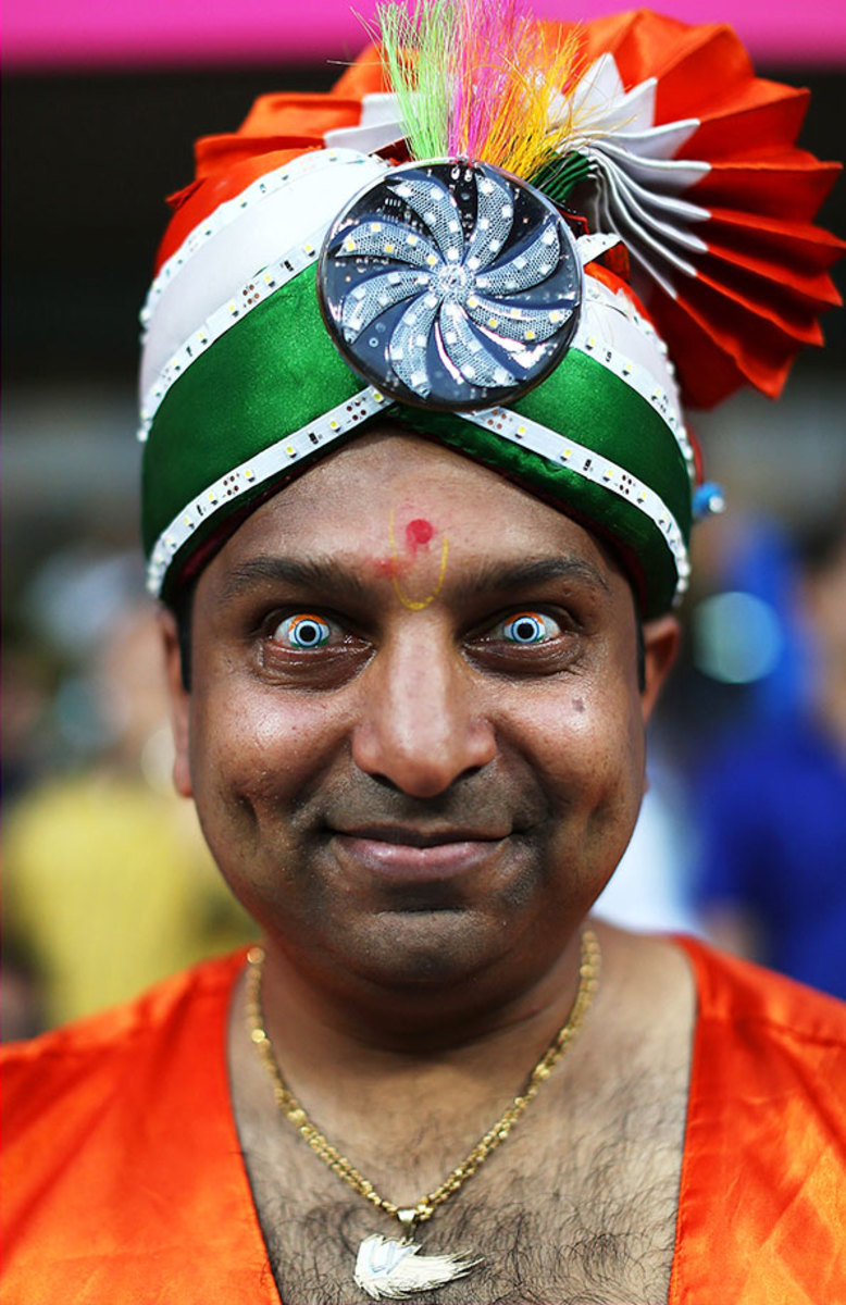 2016-0331-ICC-World-Twenty20-India-fan.jpg