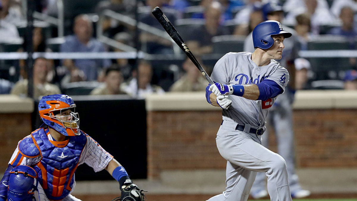 Los Angeles Dodgers CHASE UTLEY hits a grand slam