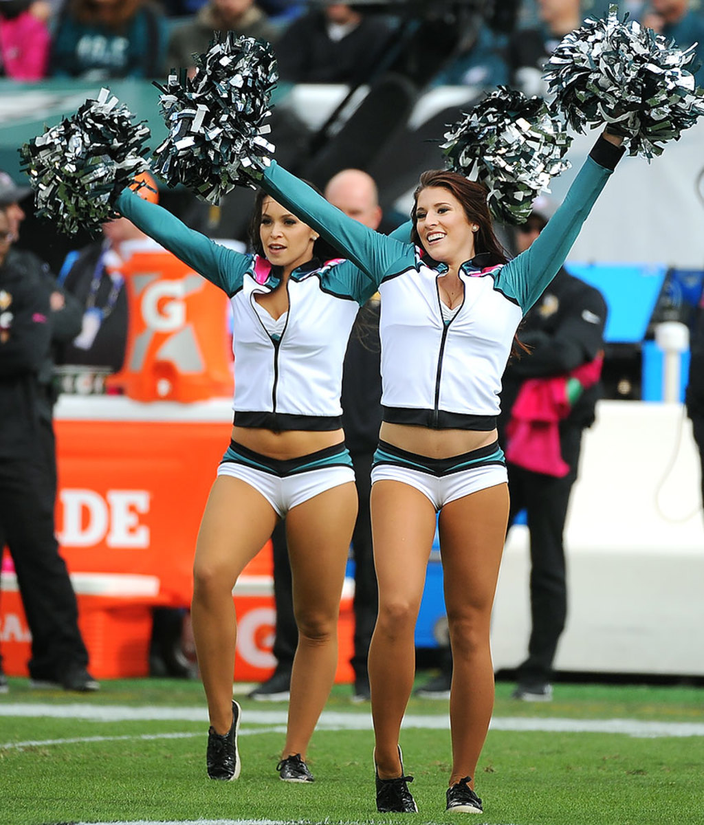 Philadelphia-Eagles-cheerleaders-DHW161023231Vikings_at_Eagles.jpg