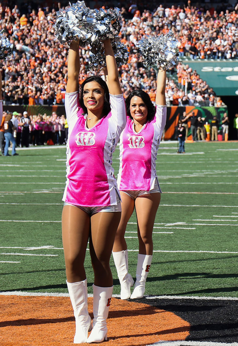 Cincinnati-Bengals-Ben-Gals-cheerleaders-AP_16297711871178.jpg