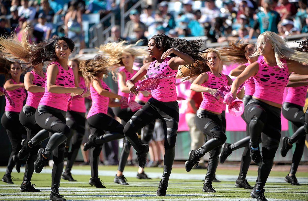 Jacksonville-Jaguars-ROAR-cheerleaders-AP_16297779386184.jpg