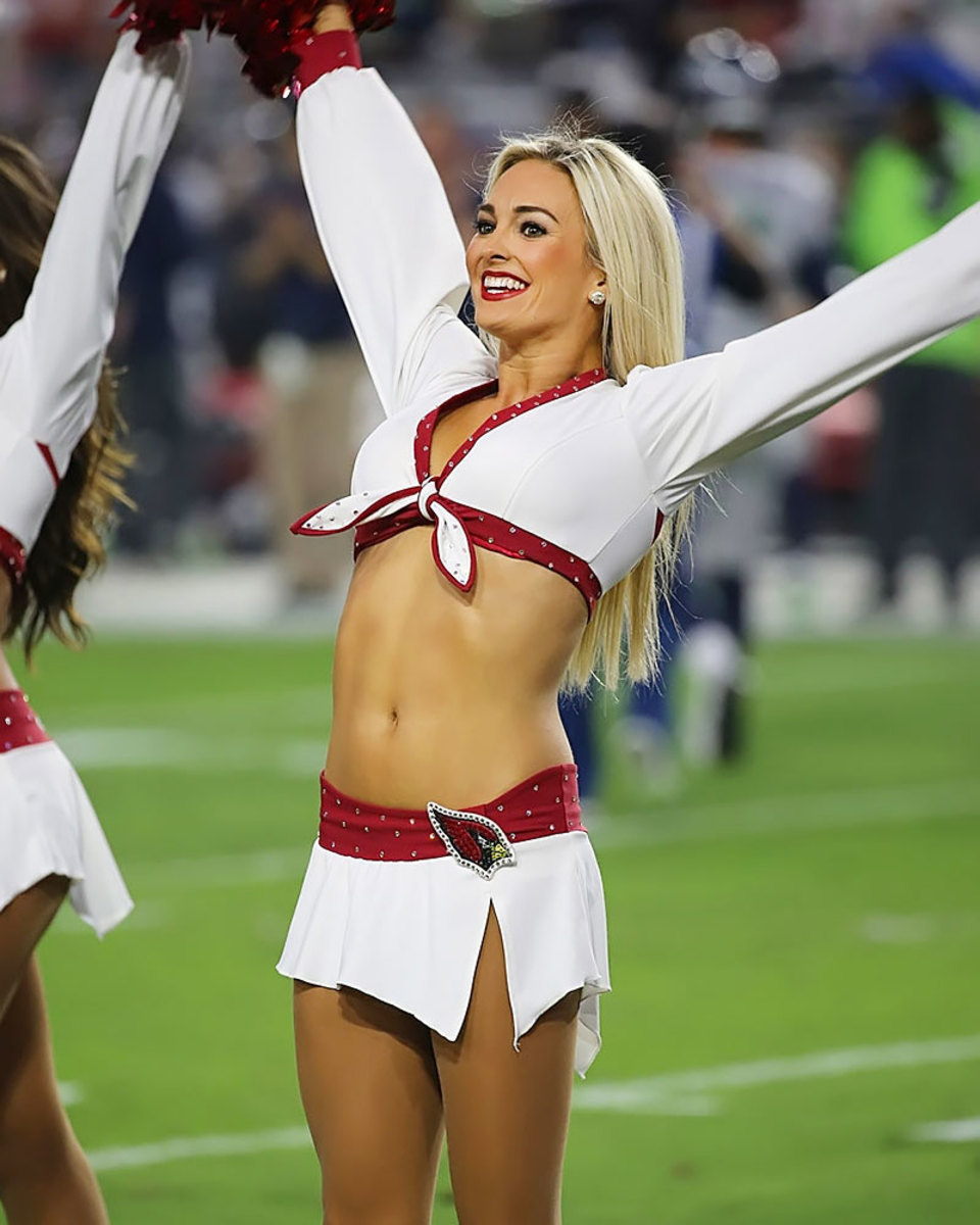 Arizona-Cardinals-cheerleaders-WYP_7743.jpg