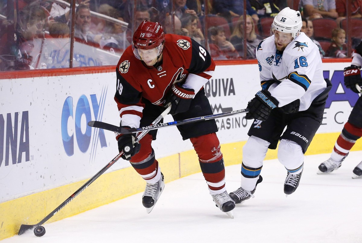 Coyotes beat Sharks 3-1 on Doan's late goal - Sports Illustrated