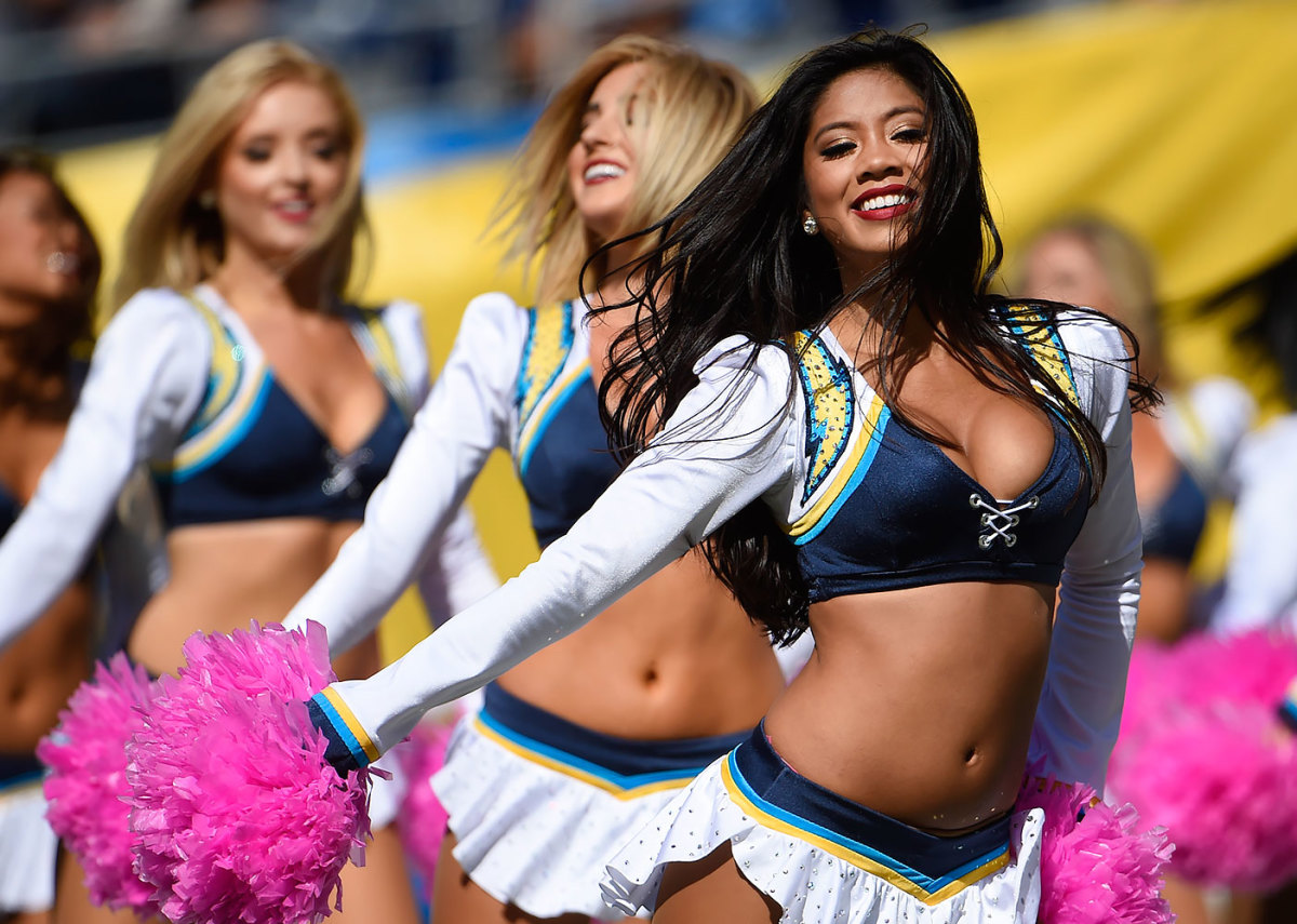 San-Diego-Charger-Girls-cheerleaders-AP_849538482060.jpg