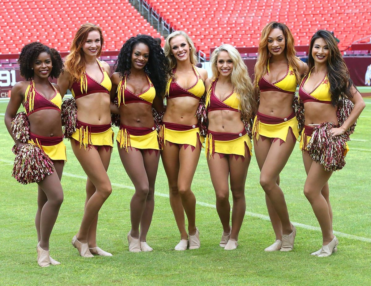 Washington-Redskins-cheerleaders-BEA_0801A.jpg