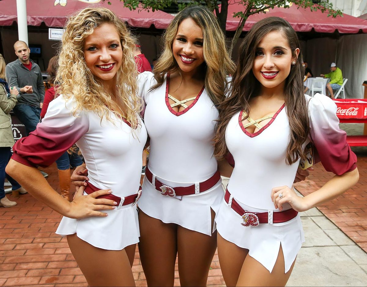 Washington-Redskins-cheerleaders-BEA_2144A.jpg