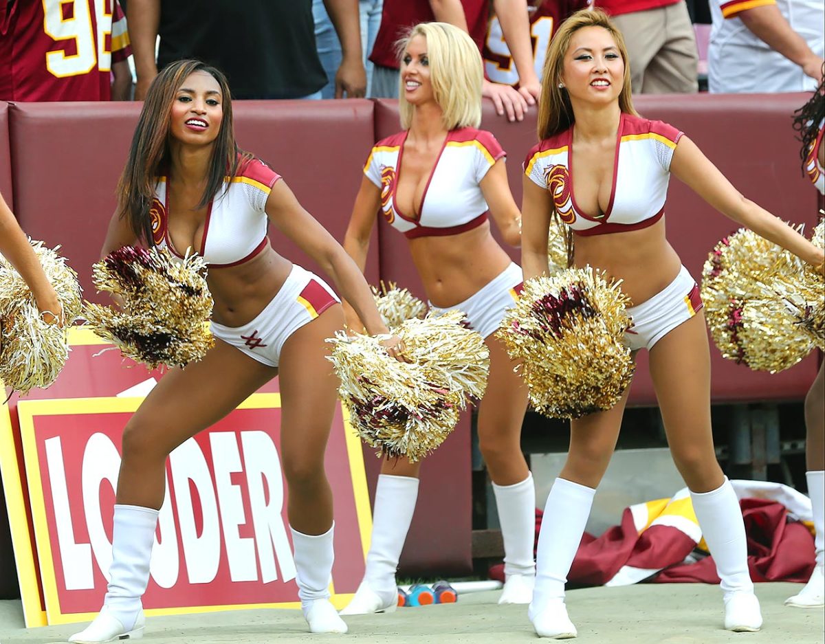 Washington-Redskins-cheerleaders-BEA_5605A.jpg