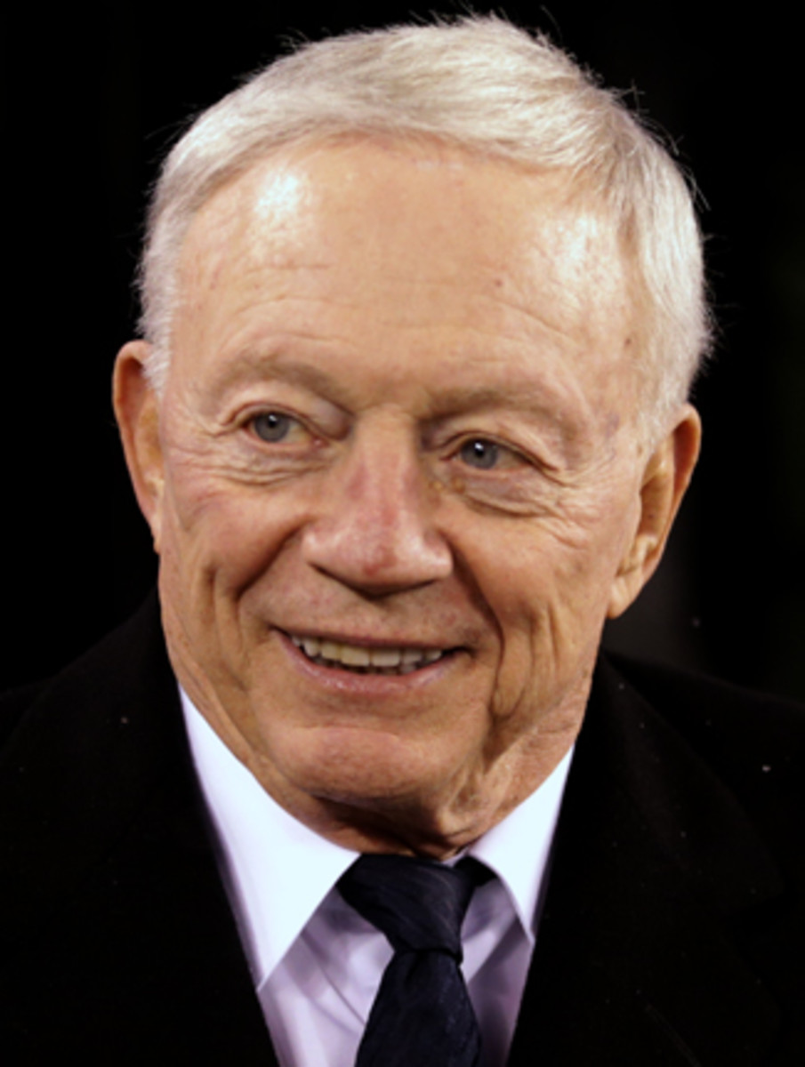 Jerry Jones at MetLife Stadium last Sunday.