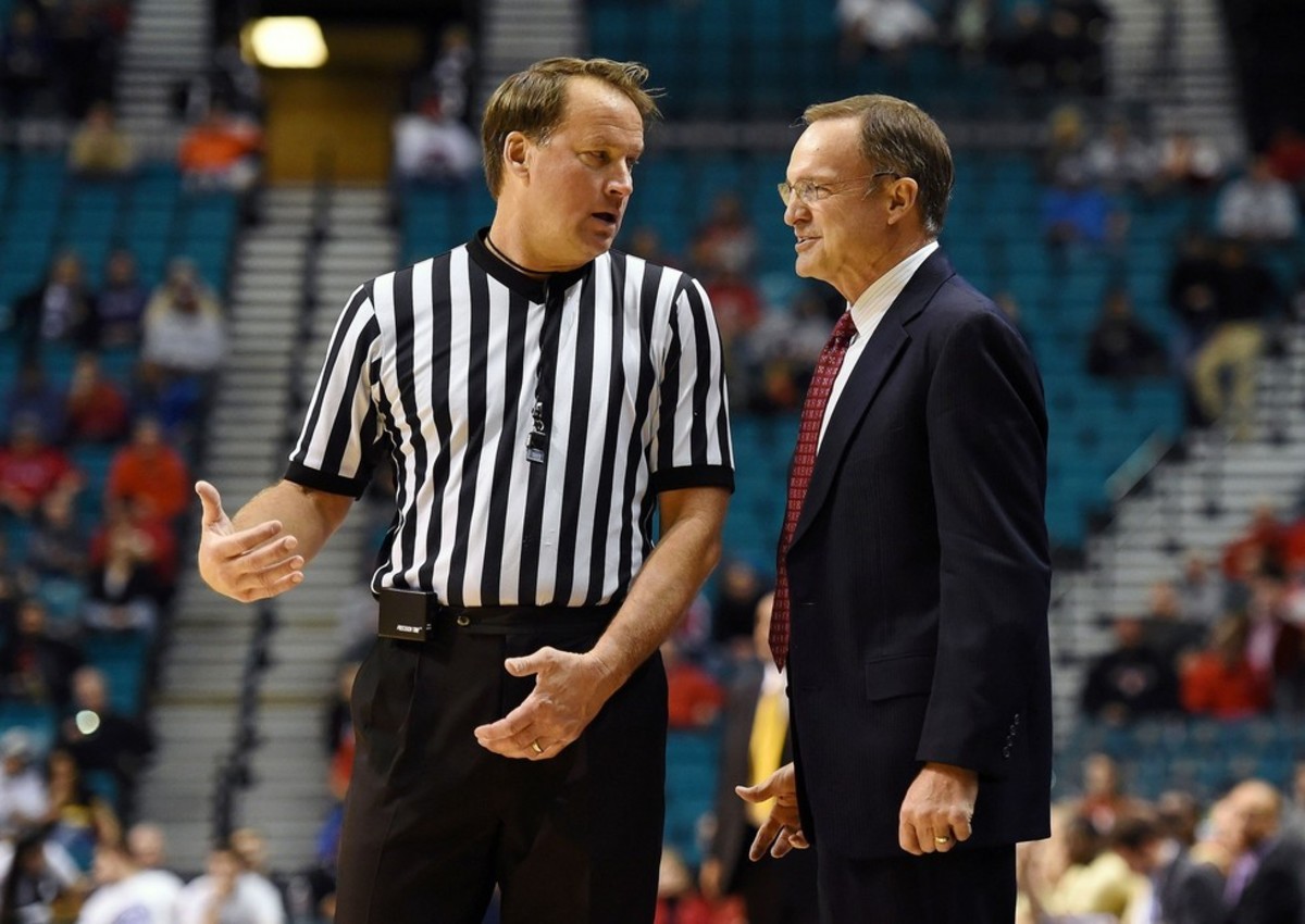 Ncaa Women's Basketball Referees / For Once Greensboro Referee Can T