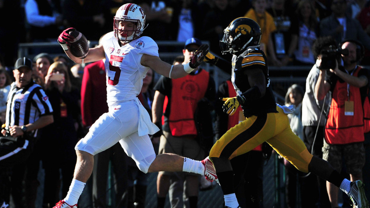 Christian McCaffrey gives Stanford edge over Iowa in Rose Bowl, PFF News &  Analysis