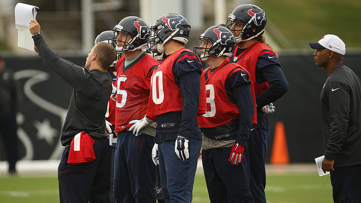 Houston Texans: Analyzing the offense as run game flounders