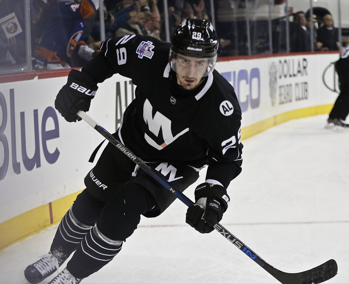 Nelson's hat trick leads Isles to 5-2 win over Blue ...