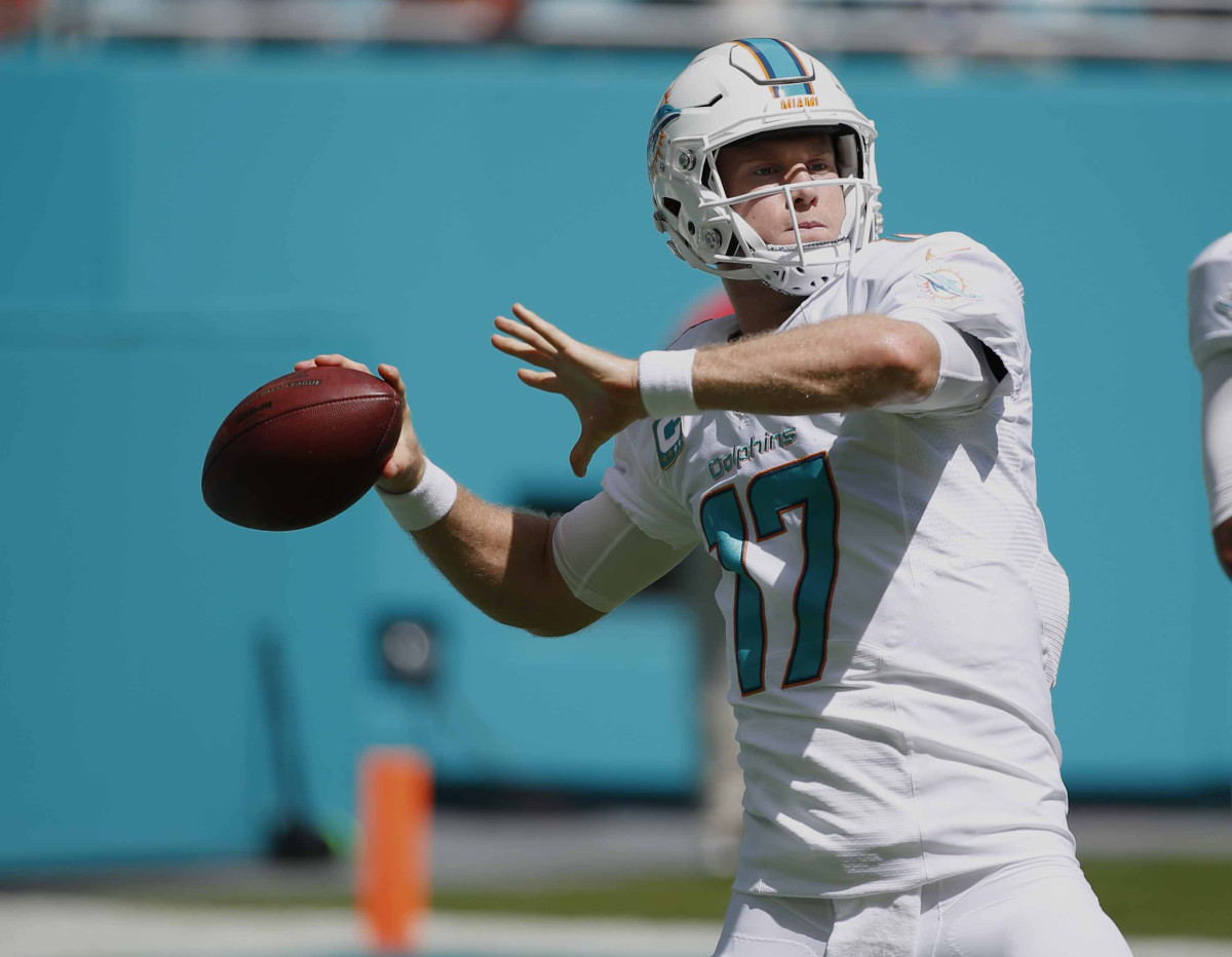 Beleaguered Ryan Tannehill still has his fan - Sports Illustrated