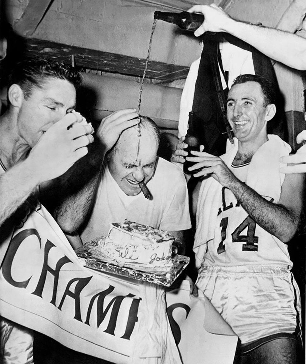 1960-0409-Red-Auerbach-Bob-Cousy-Bill-Sharman.jpg