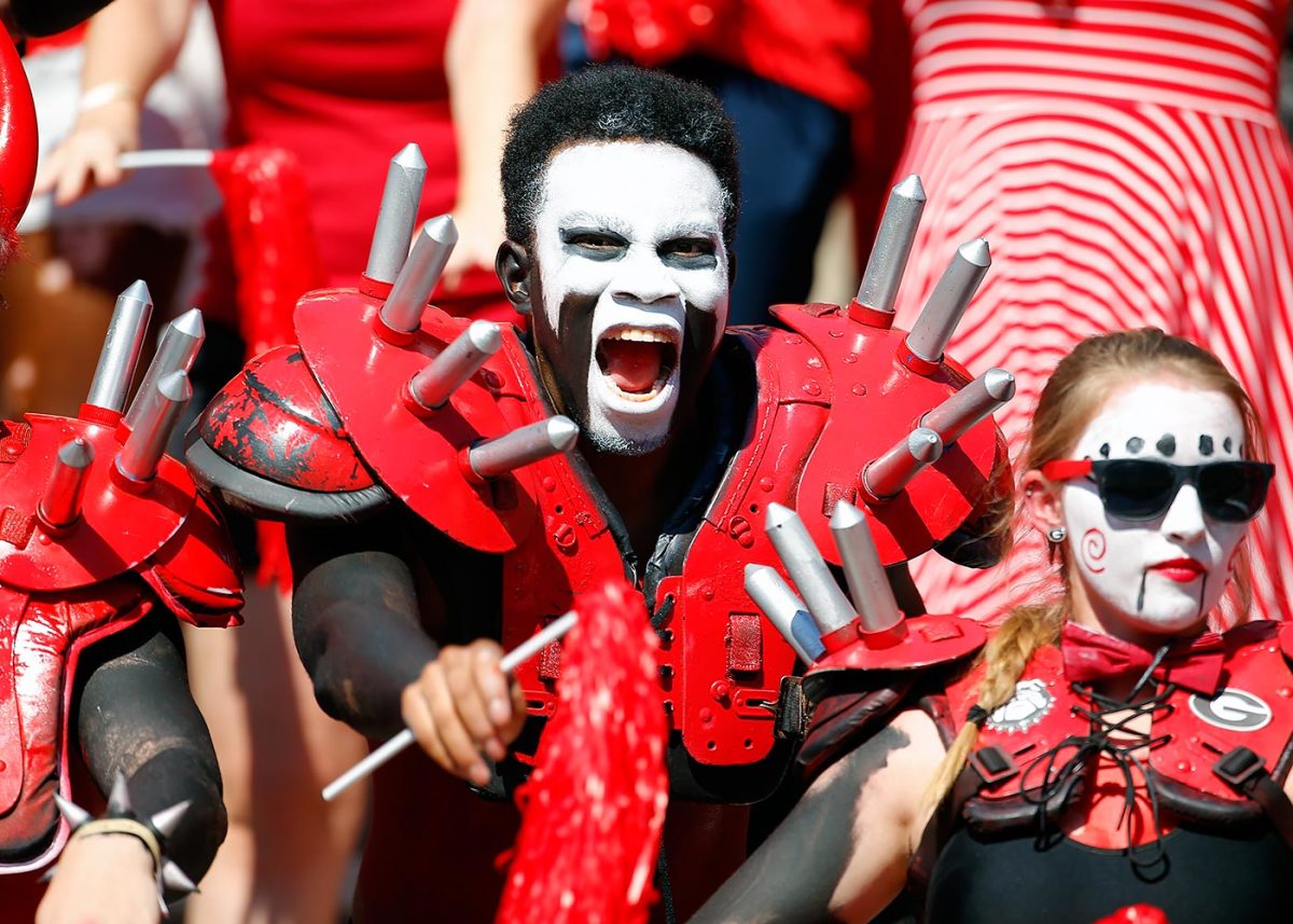 Georgia-Bulldogs-fans-488161001_1288_TN_at_UGA.jpg