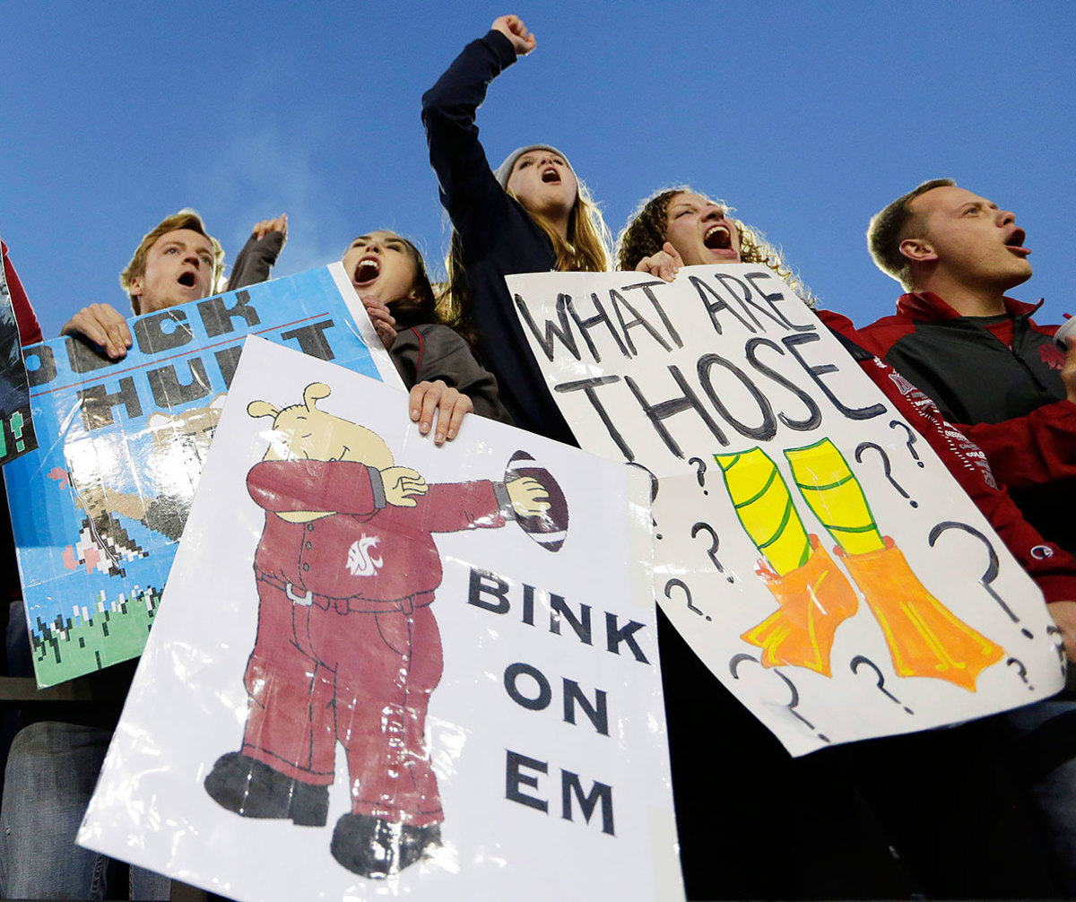 Washington-State-Cougars-fans-ce9a60d5e7814f10b5f683f891f92ae3-0.jpg