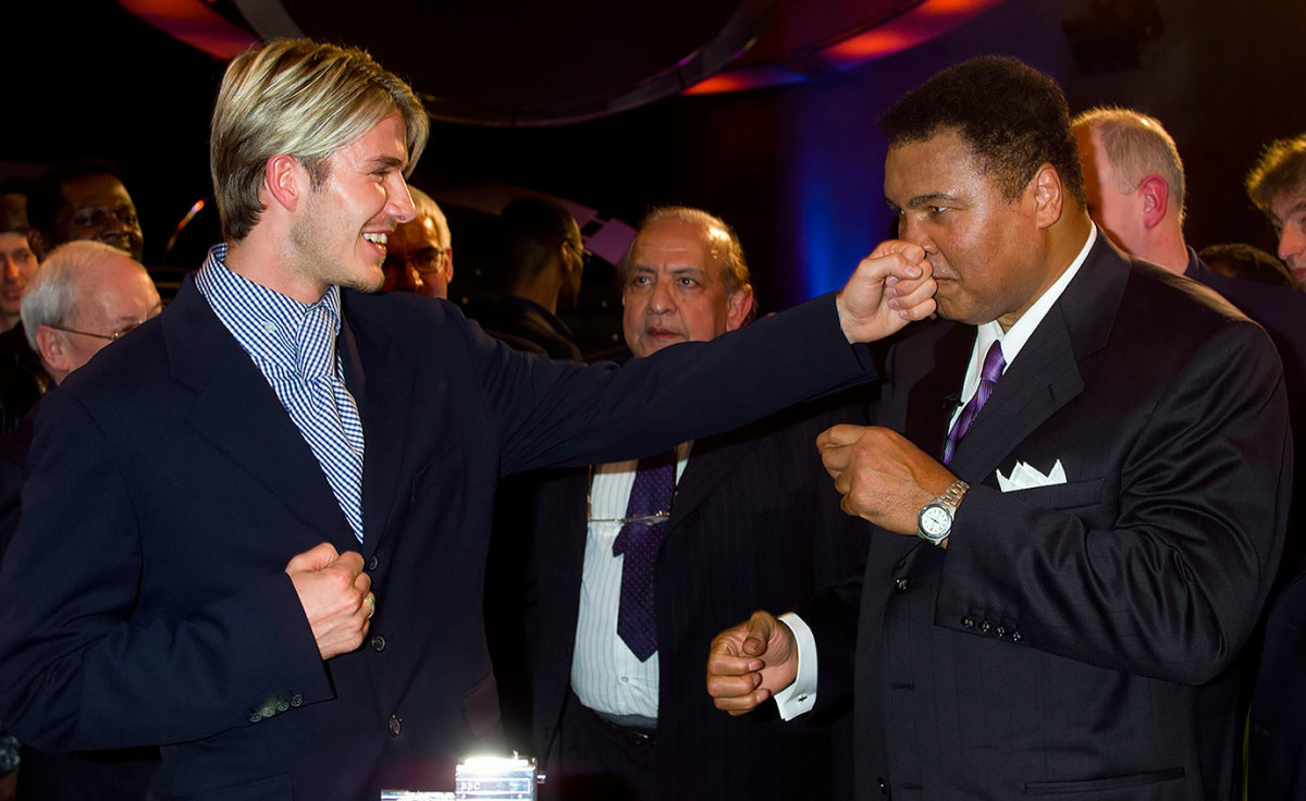 1999-1212-David-Beckham-Muhammad-Ali.jpg