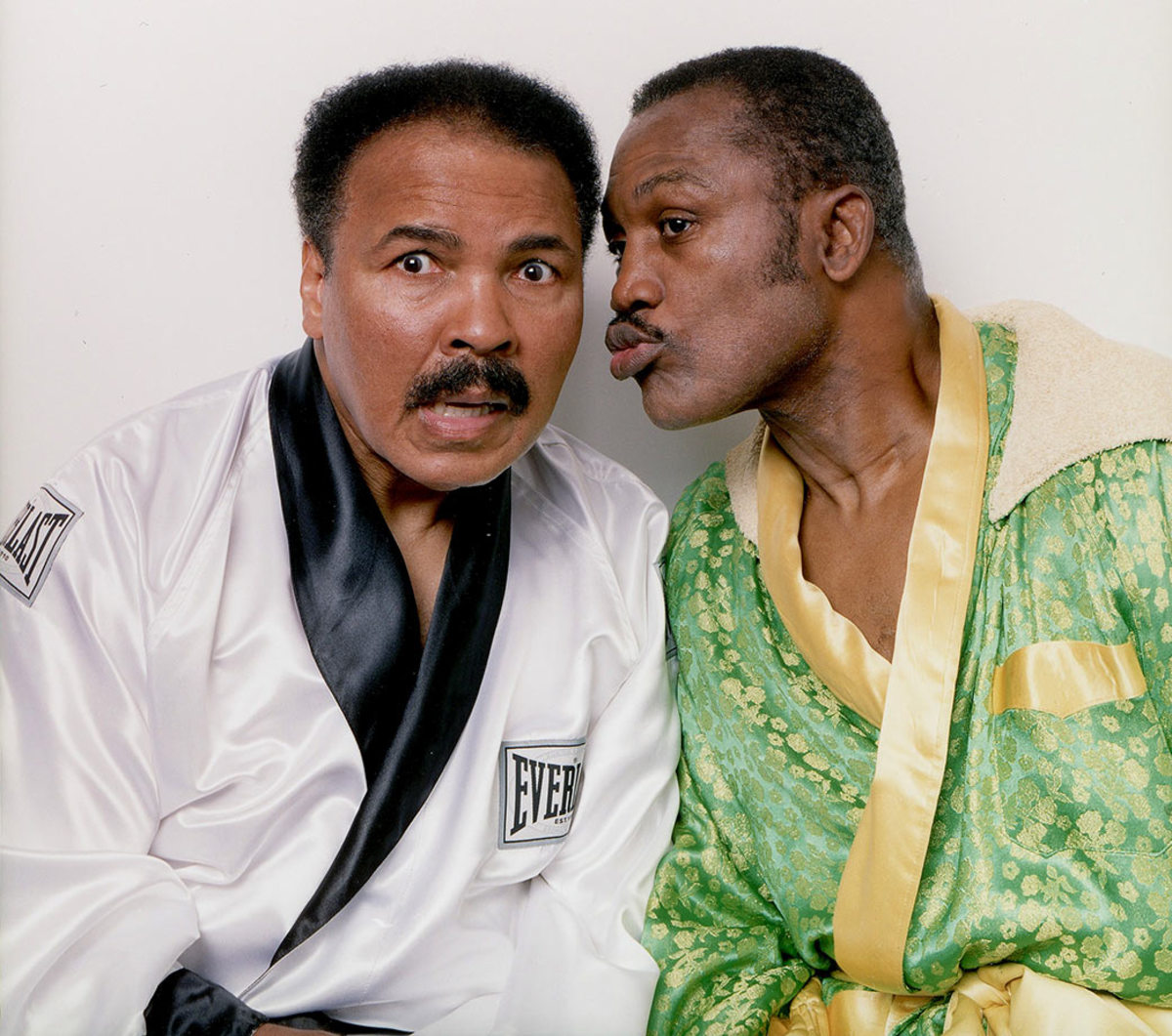 2003-Muhammad-Ali-Joe-Frazier-001175318.jpg