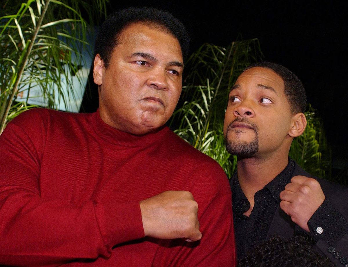 2001-1212-Muhammad-Ali-Will-Smith.jpg