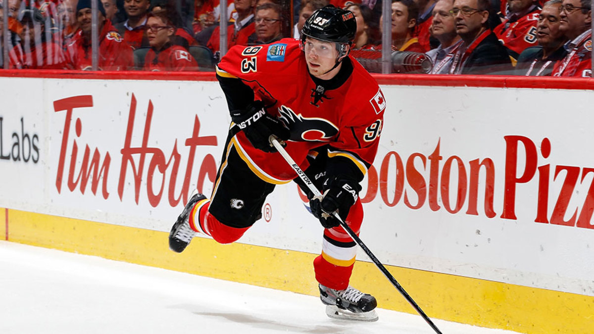 Flames’ Sam scores three in first period vs. Pnthers Sports